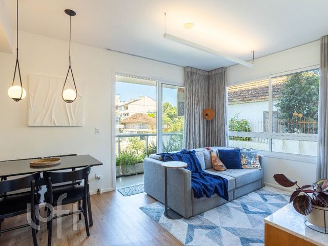 Apartamento com 67m², 2 dormitórios, 1 suíte, 1 vaga, Vila Ipiranga em Porto Alegre