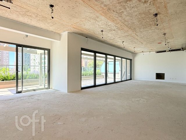 Apartamento com 244m², 3 dormitórios, 3 suítes, 3 vagas, Jardim Europa em Porto Alegre