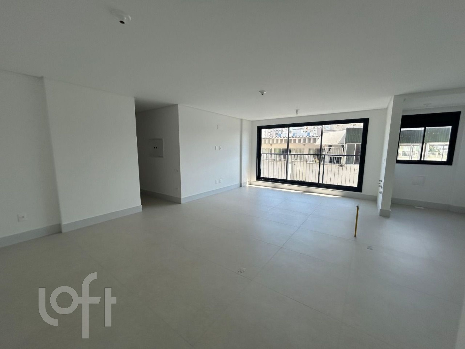 Apartamentos com 112m², 3 quartos, 3 suítes, 2 garagens, no bairro Estreito em Florianópolis