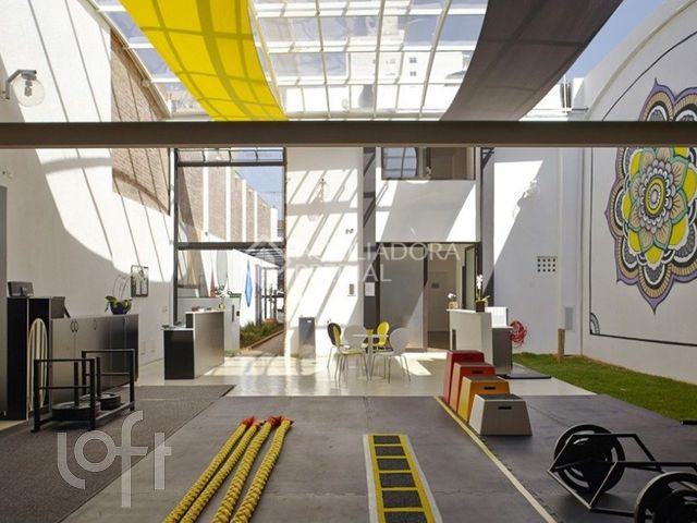 Apartamento com 44m², 1 dormitório, 1 vaga, Santana em Porto Alegre