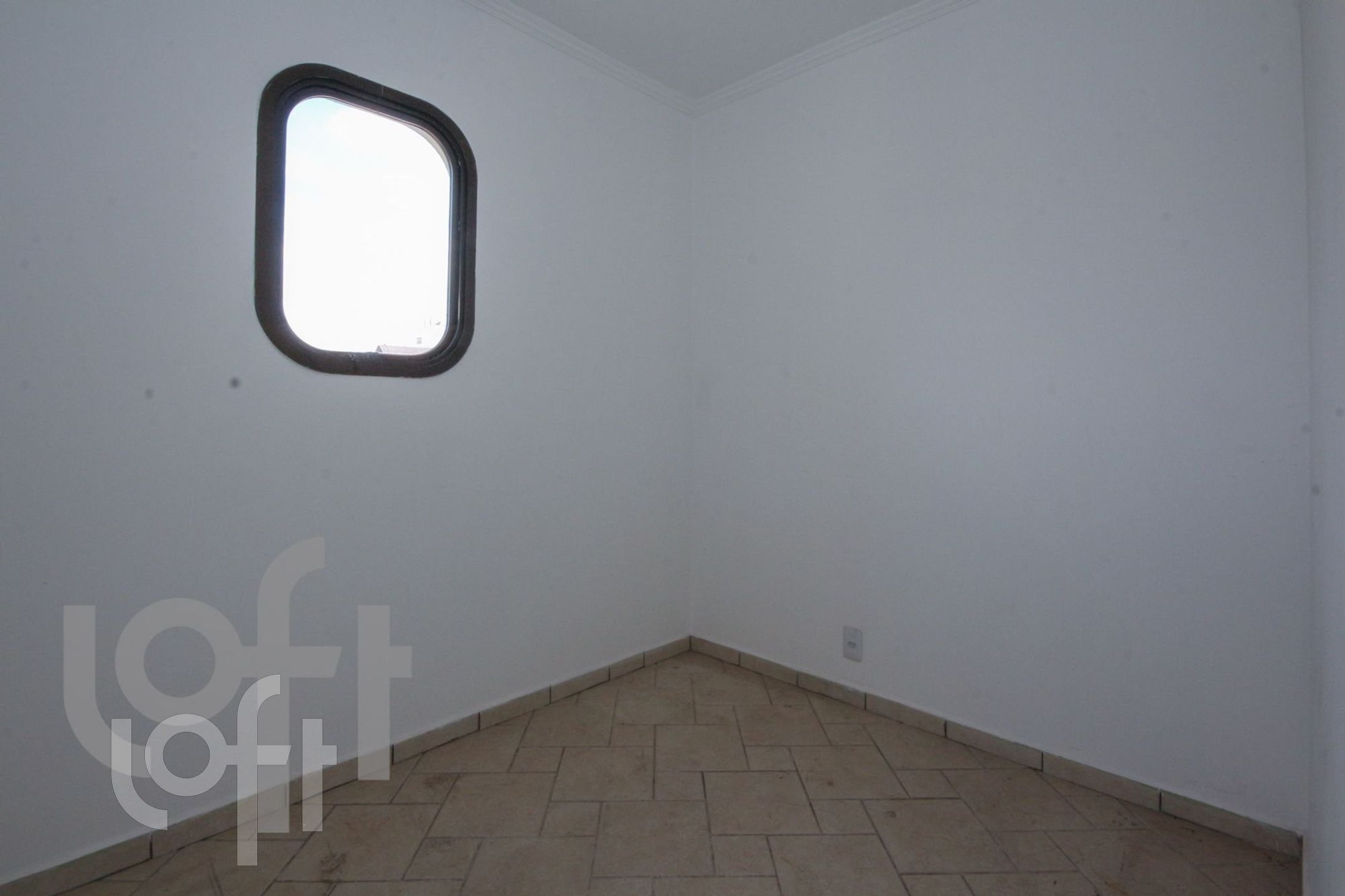 Apartamento à venda com 3 quartos, 150m² - Foto 9