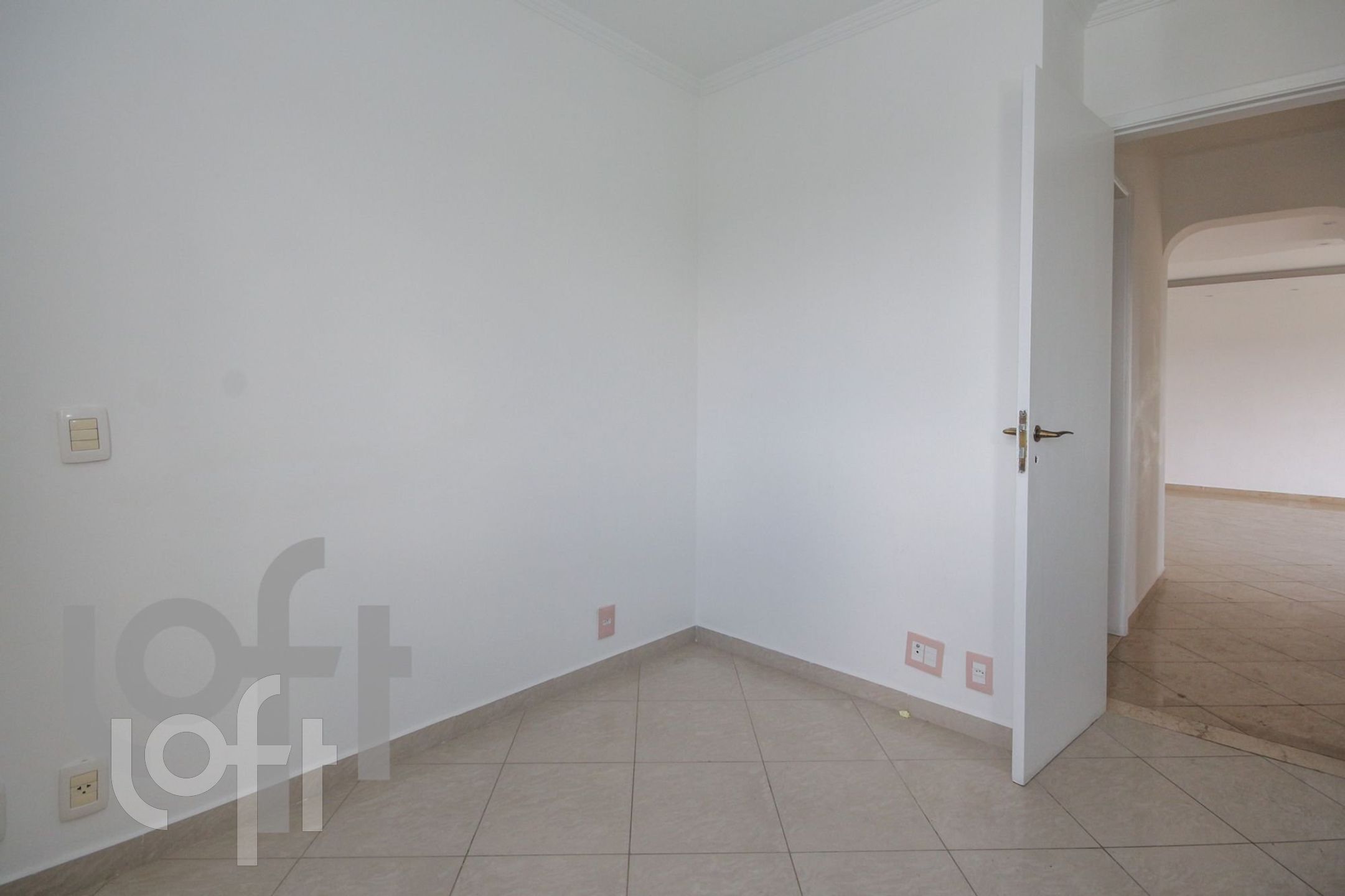 Apartamento à venda com 3 quartos, 150m² - Foto 13