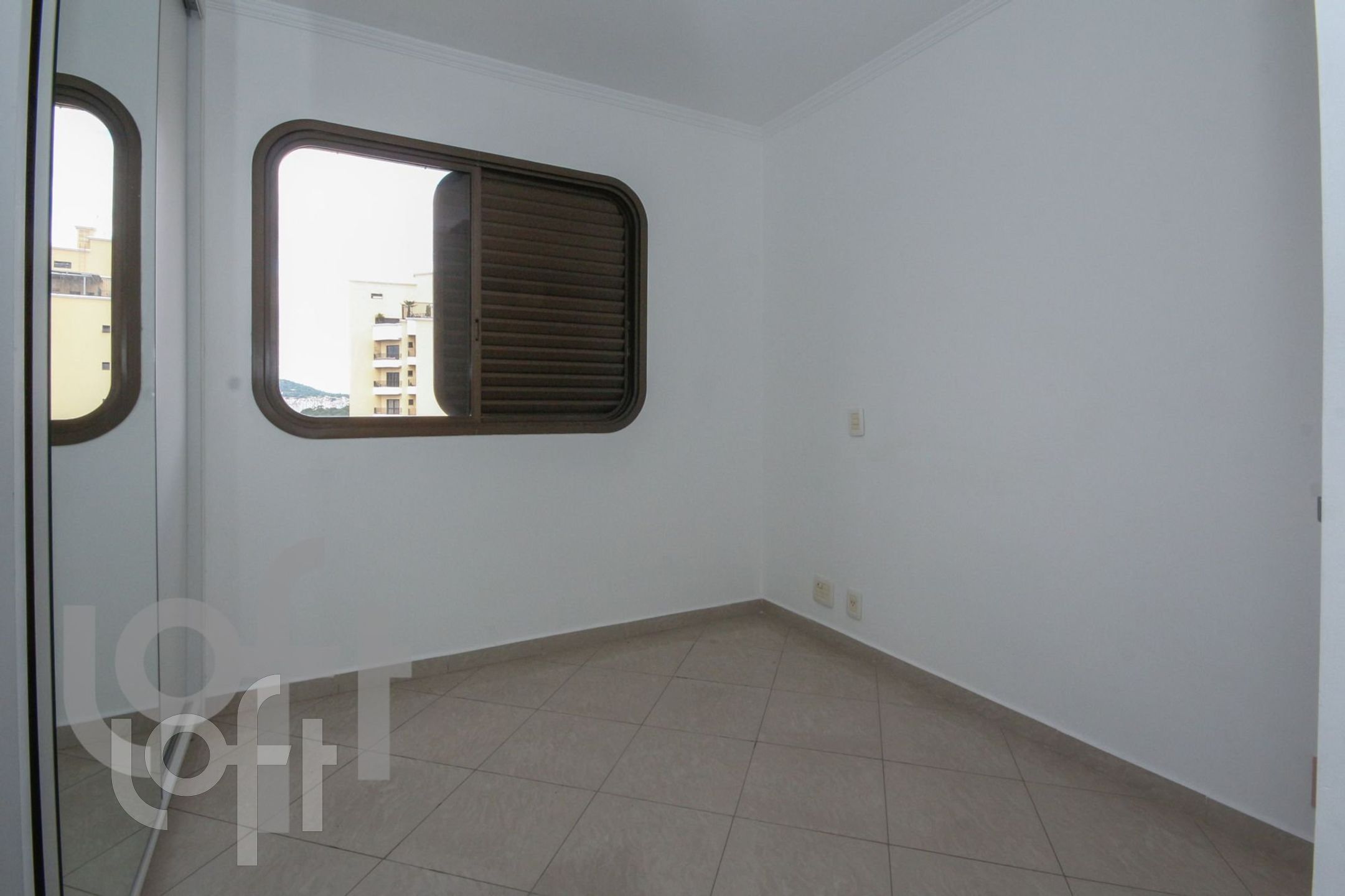 Apartamento à venda com 3 quartos, 150m² - Foto 15