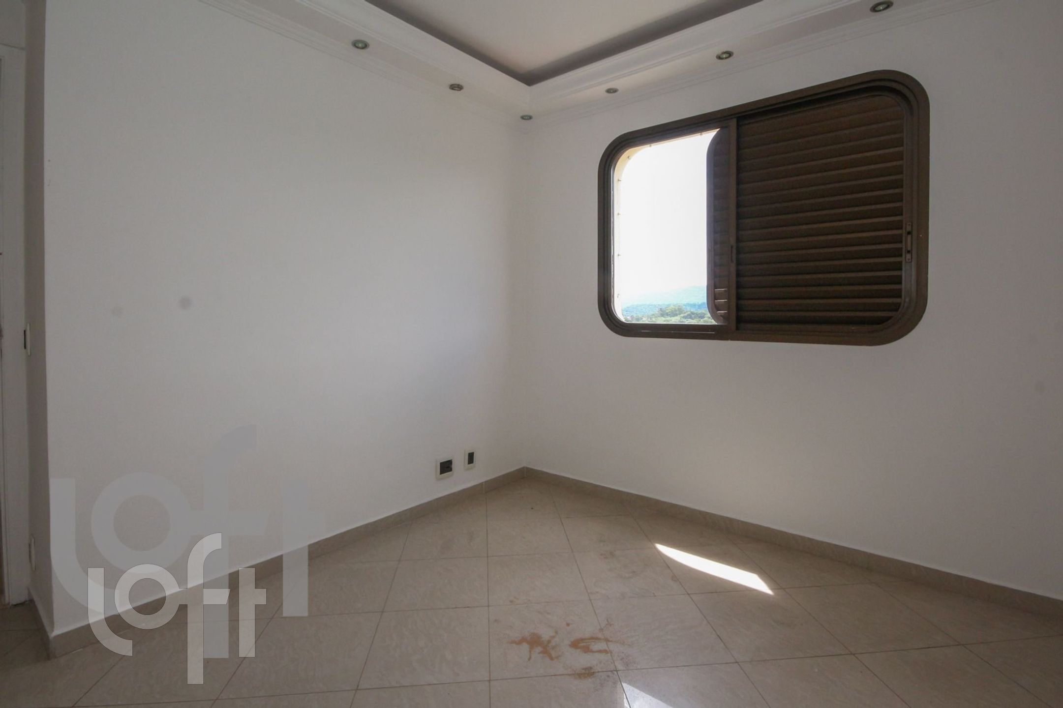 Apartamento à venda com 3 quartos, 150m² - Foto 5