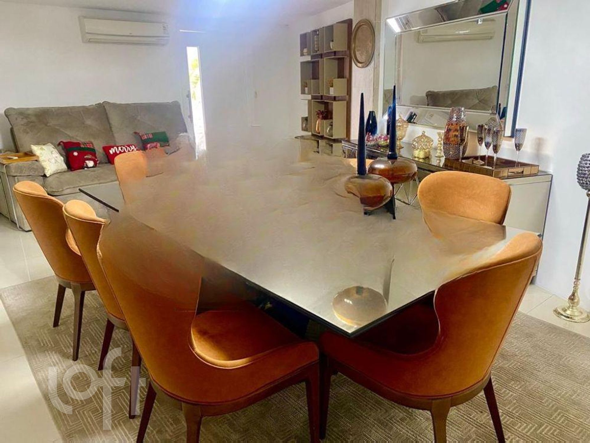 Casa à venda com 6 quartos, 700m² - Foto 1