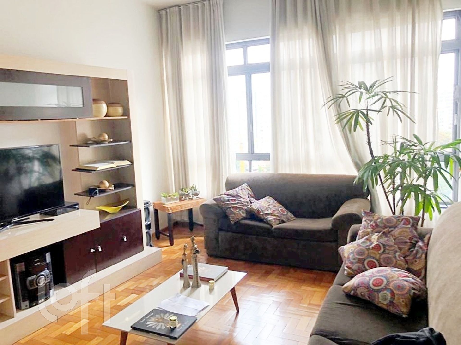 Apartamento à venda com 3 quartos, 95m² - Foto 1