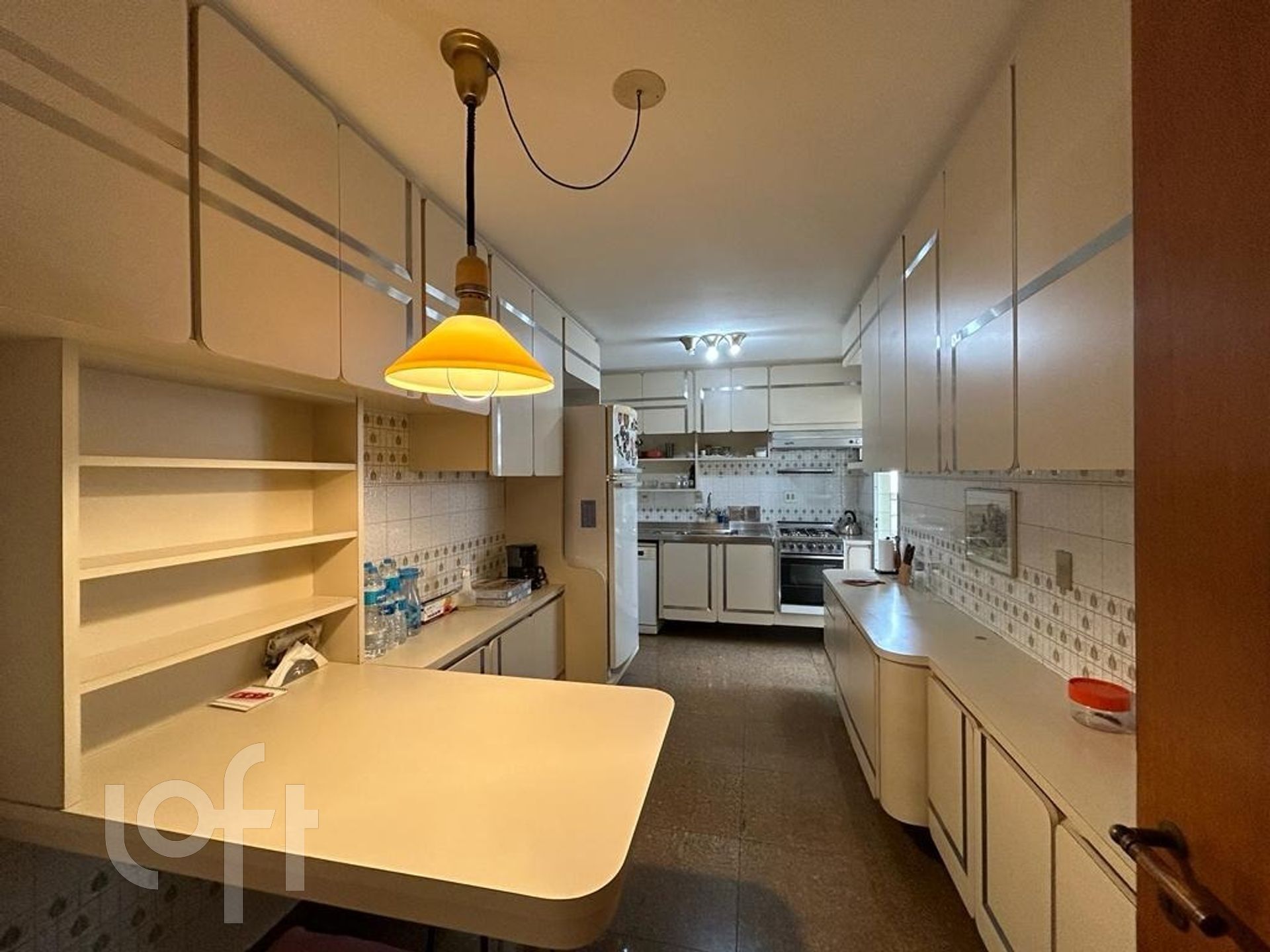 Apartamento à venda com 3 quartos, 120m² - Foto 2