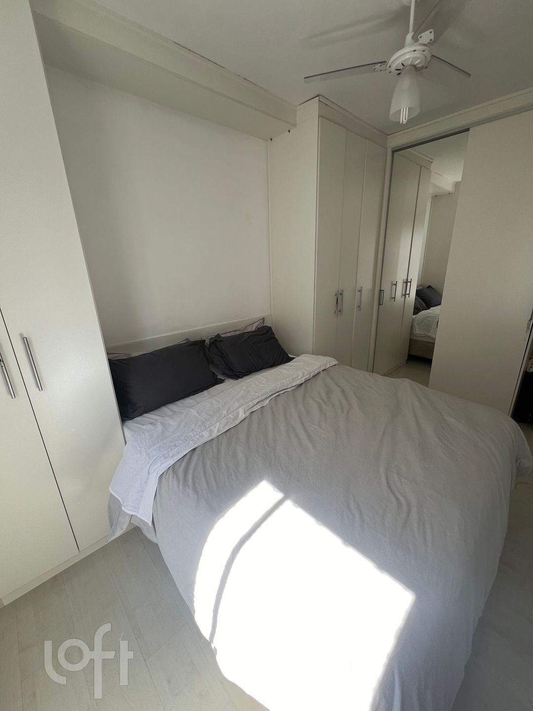 Apartamento à venda com 2 quartos, 64m² - Foto 8