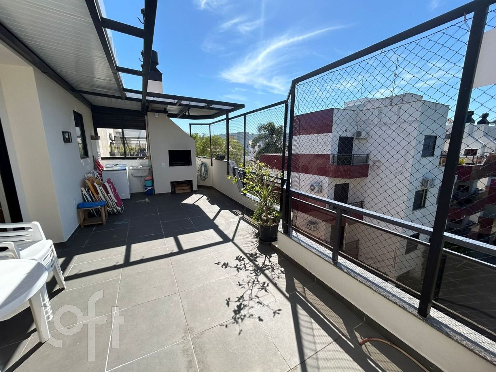 Apartamento à venda em Ingleses com 134 m², 2 quartos, 1 vaga