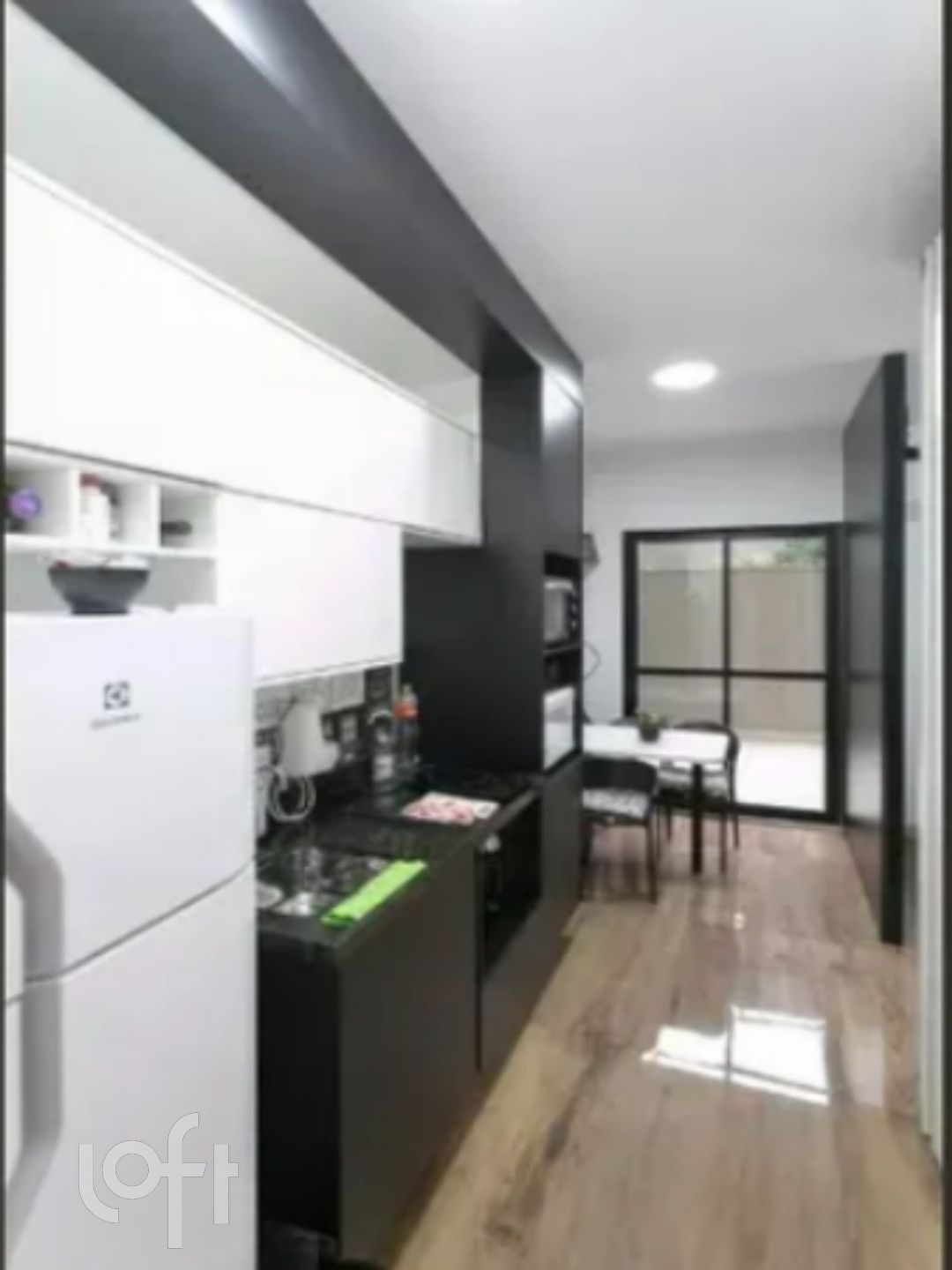 Apartamento à venda com 1 quarto, 40m² - Foto 4