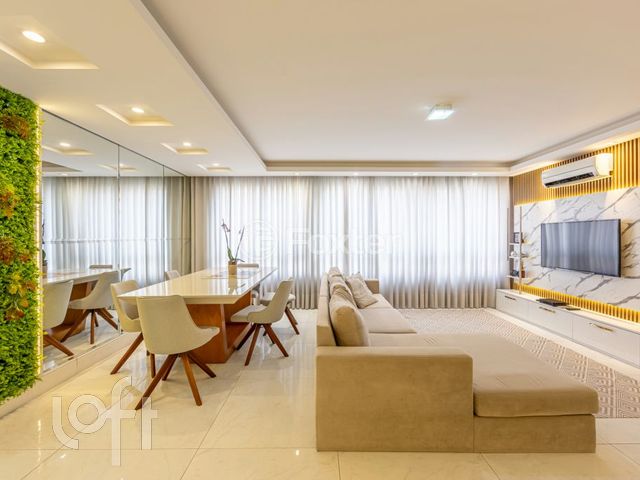 Apartamento com 89m², 3 dormitórios, 1 suíte, 1 vaga, Petrópolis em Porto Alegre