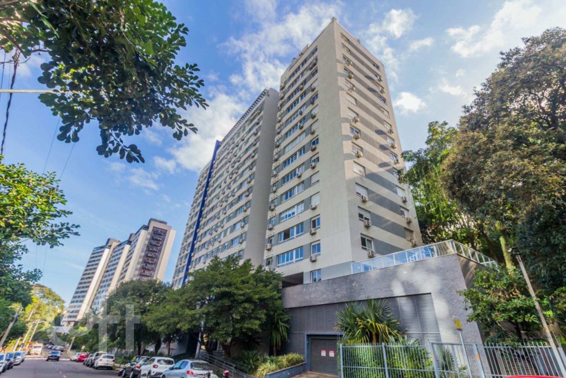Apartamento com 89m², 3 dormitórios, 1 suíte, 1 vaga, Petrópolis em Porto Alegre