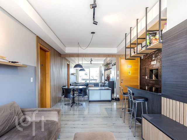 Apartamento com 67m², 2 dormitórios, 1 suíte, 1 vaga, Cidade Baixa em Porto Alegre