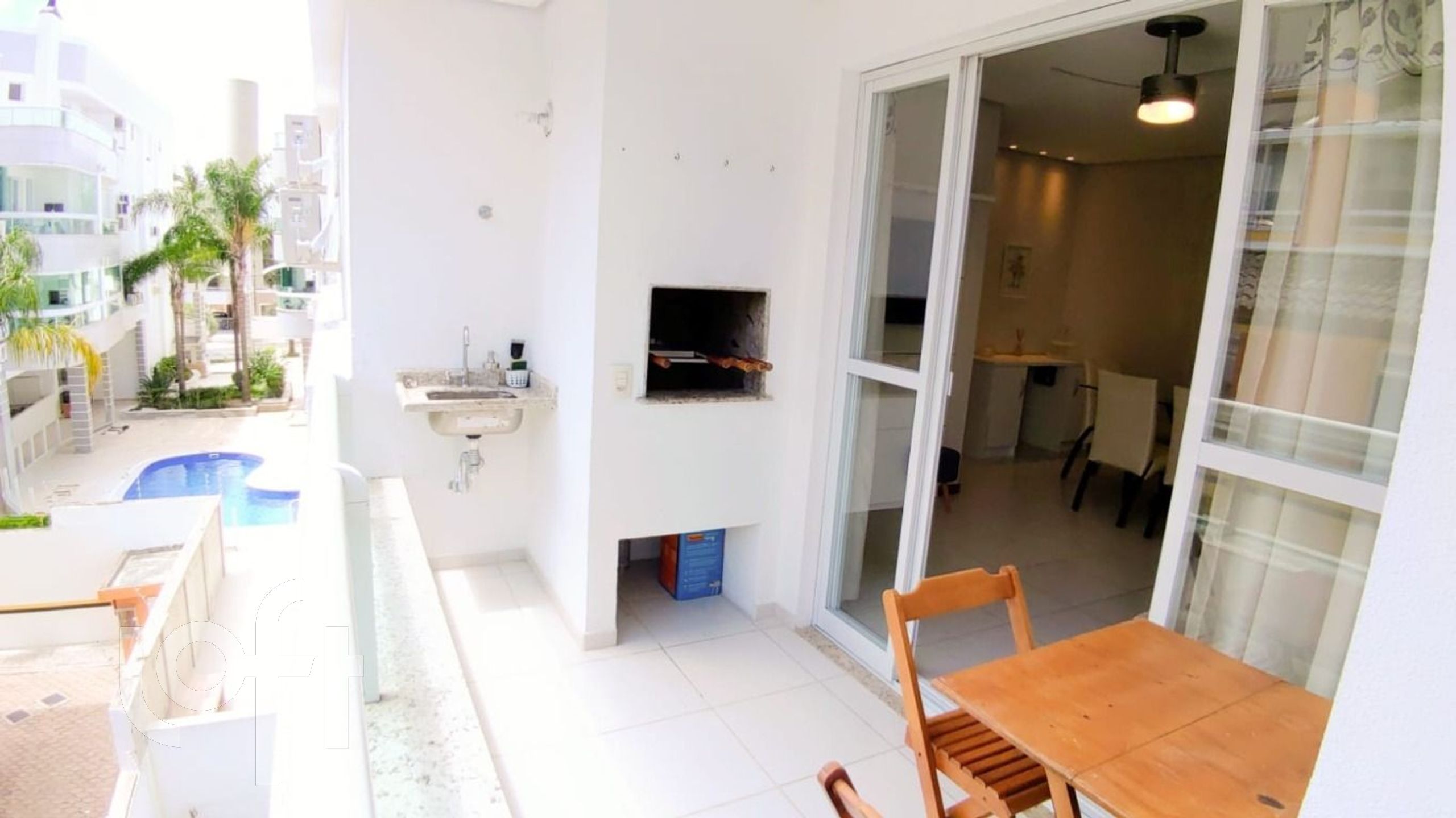 Apartamentos com 70m², 2 quartos, 1 suíte, 1 garagem, no bairro Canasvieiras em Florianópolis