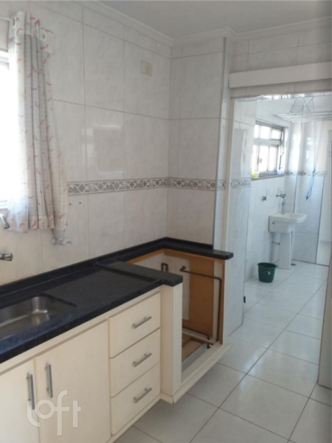 Apartamento à venda com 2 quartos, 80m² - Foto 4