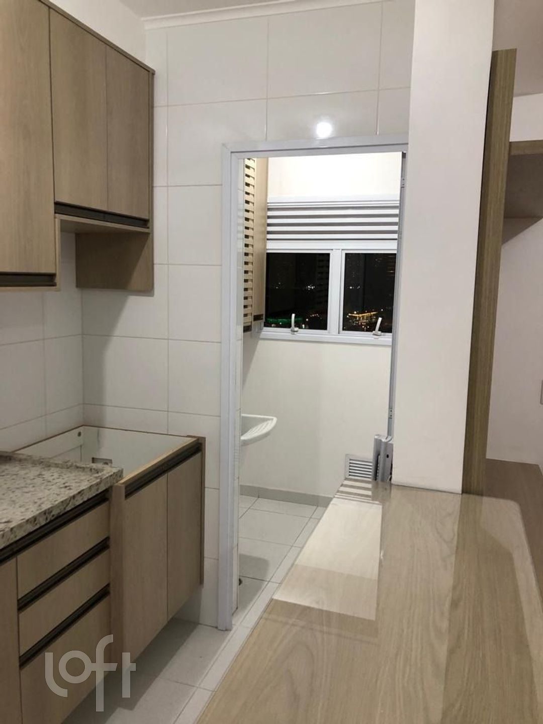 Apartamento à venda com 2 quartos, 63m² - Foto 3