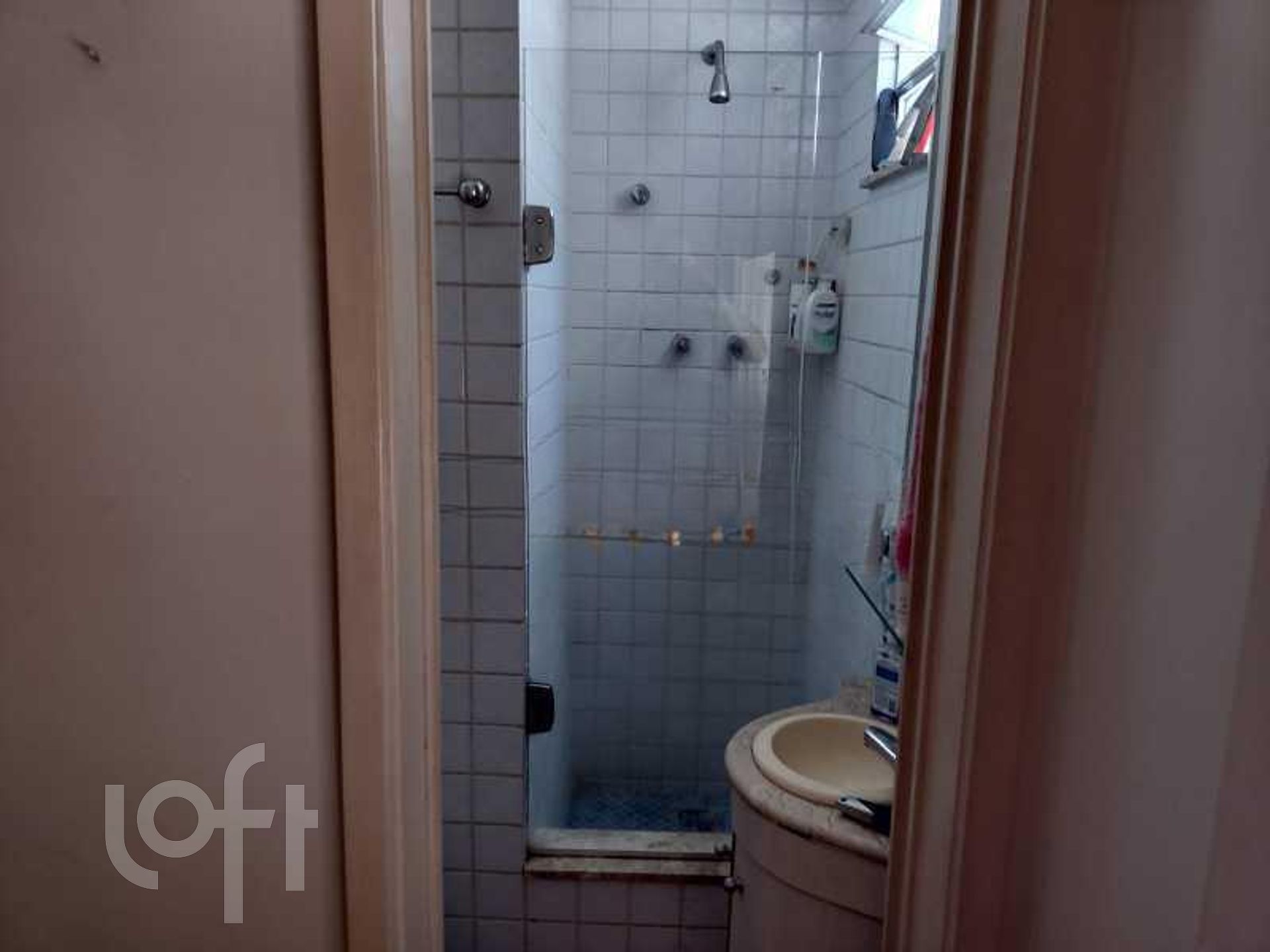 Apartamento à venda com 2 quartos, 85m² - Foto 19