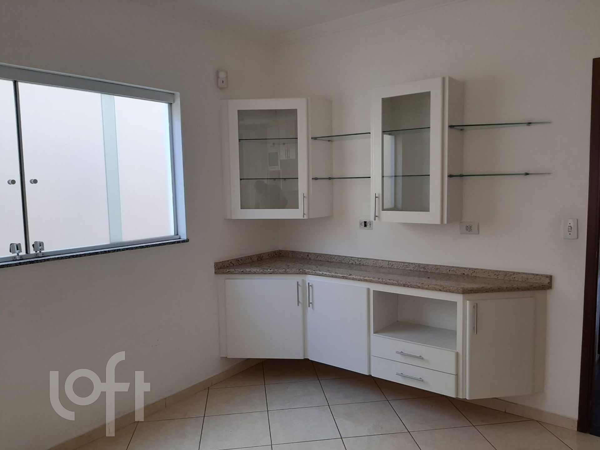 Casa à venda com 3 quartos, 200m² - Foto 8