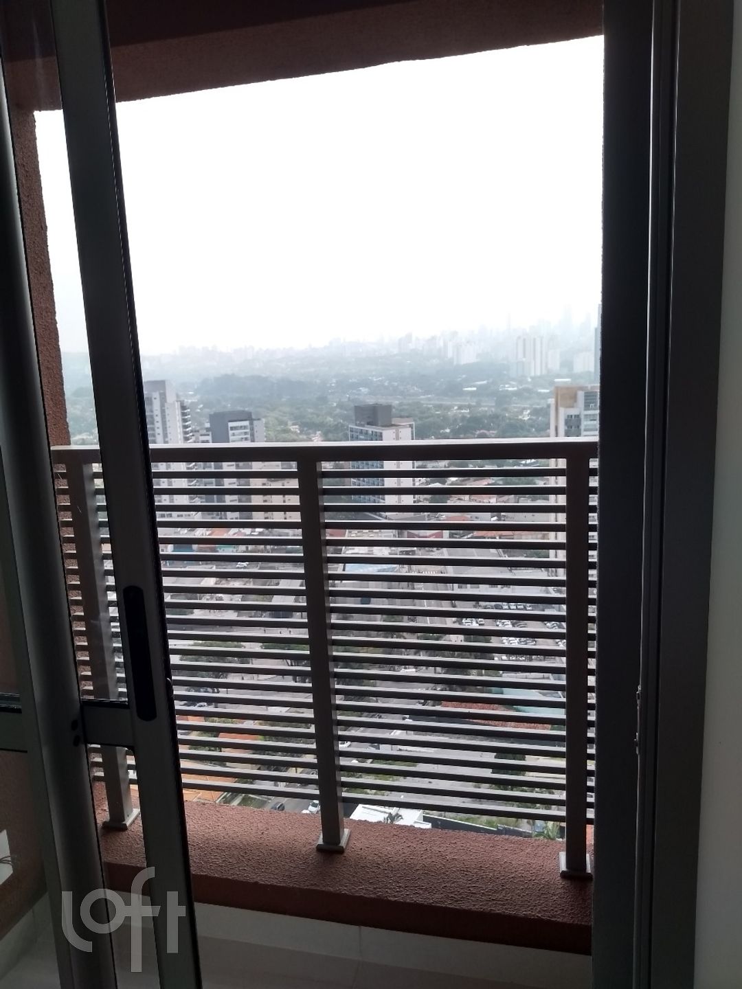 Apartamento à venda com 1 quarto, 37m² - Foto 17