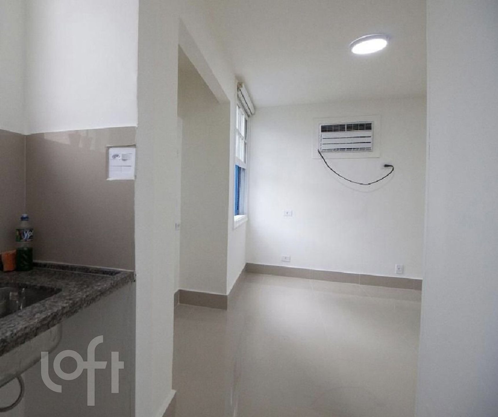 Apartamento à venda com 1 quarto, 30m² - Foto 4