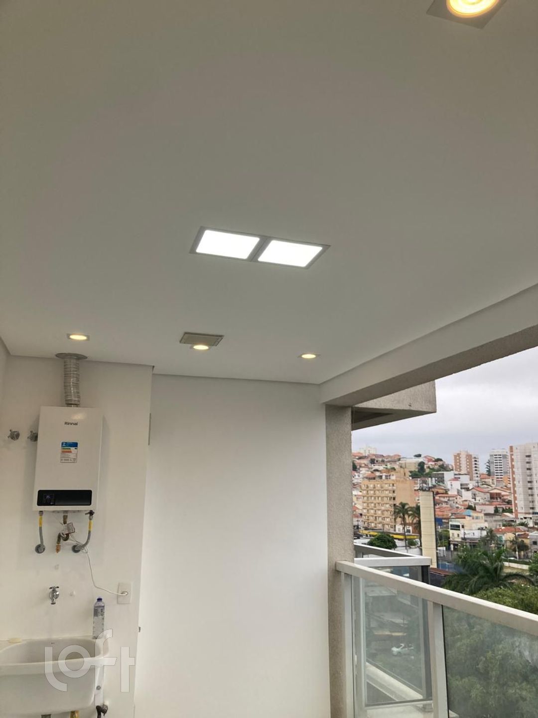 Apartamento à venda com 1 quarto, 40m² - Foto 3