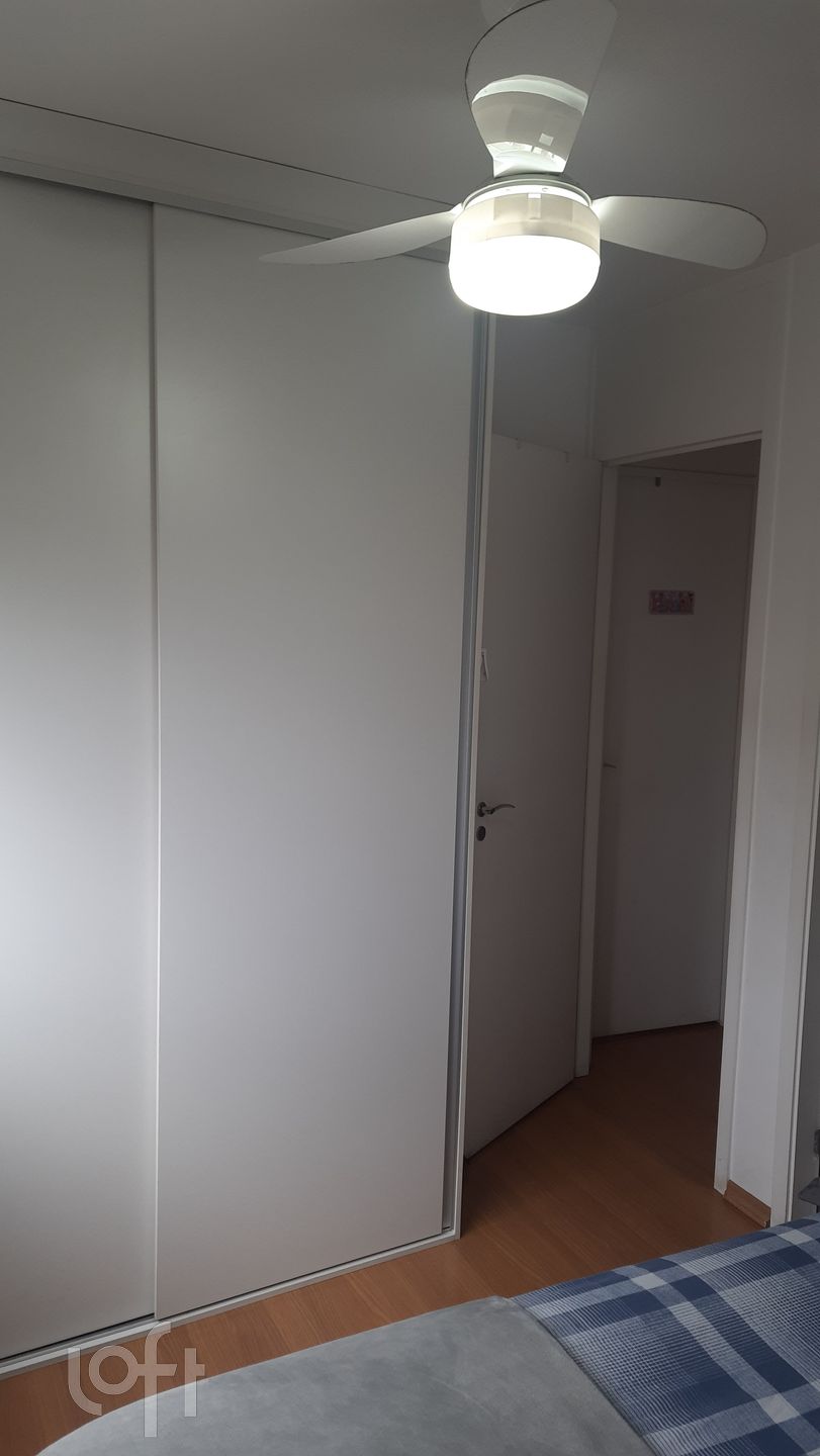 Apartamento à venda com 2 quartos, 60m² - Foto 11