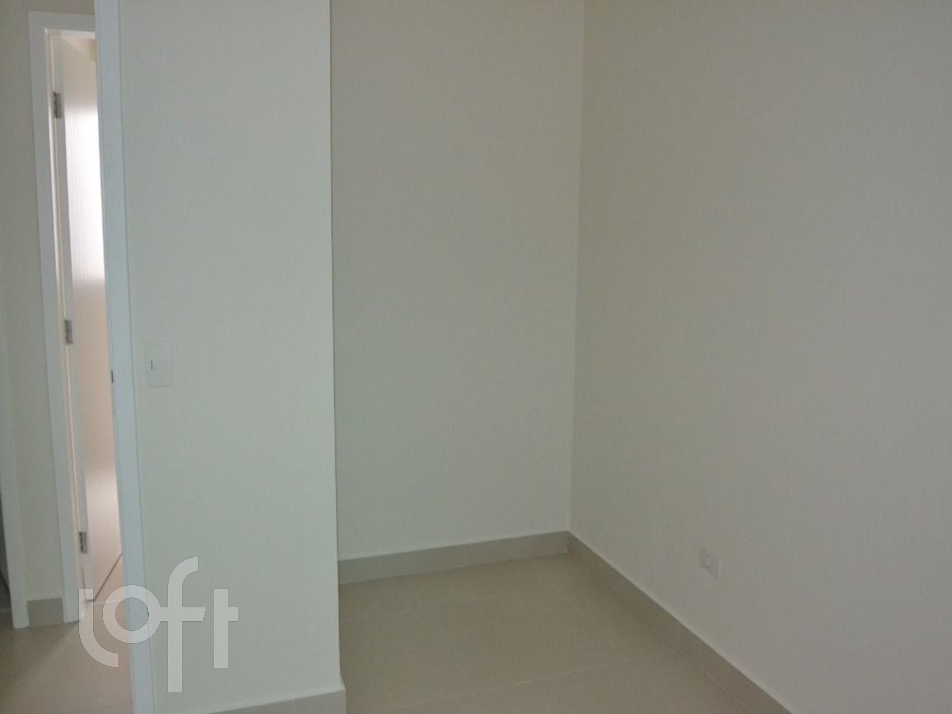 Apartamento à venda com 2 quartos, 43m² - Foto 15