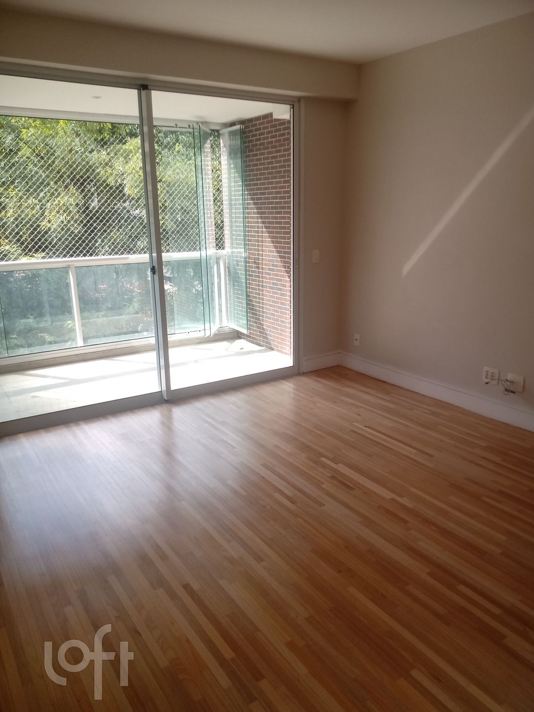 Apartamento à venda com 2 quartos, 85m² - Foto 1