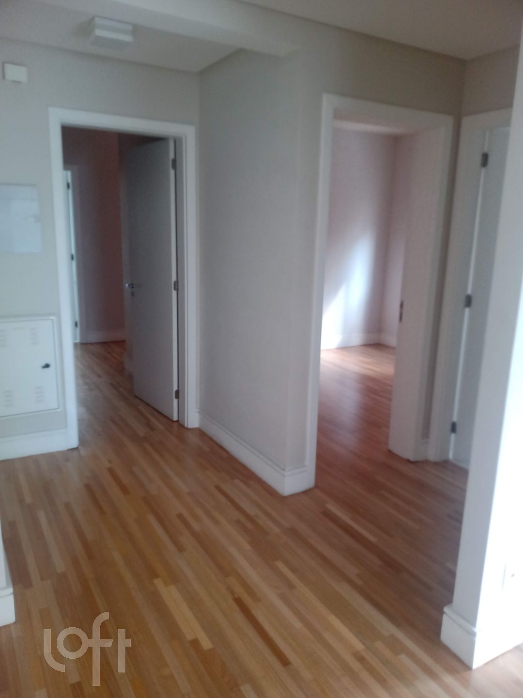 Apartamento à venda com 2 quartos, 85m² - Foto 2