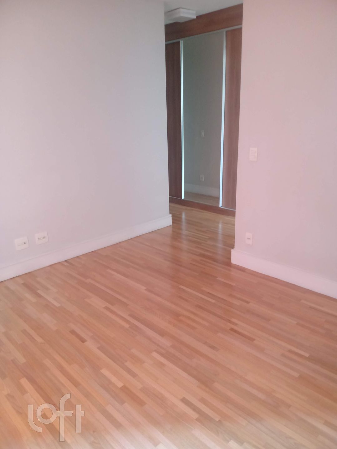 Apartamento à venda com 2 quartos, 85m² - Foto 4