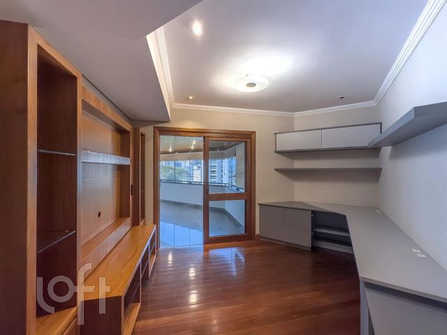 Apartamento com 208m², 3 dormitórios, 2 suítes, 3 vagas, Bela Vista em Porto Alegre