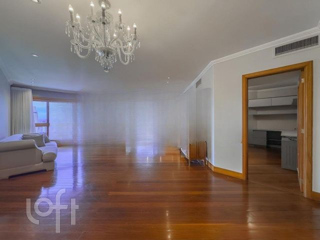 Apartamento com 208m², 3 dormitórios, 2 suítes, 3 vagas, Bela Vista em Porto Alegre