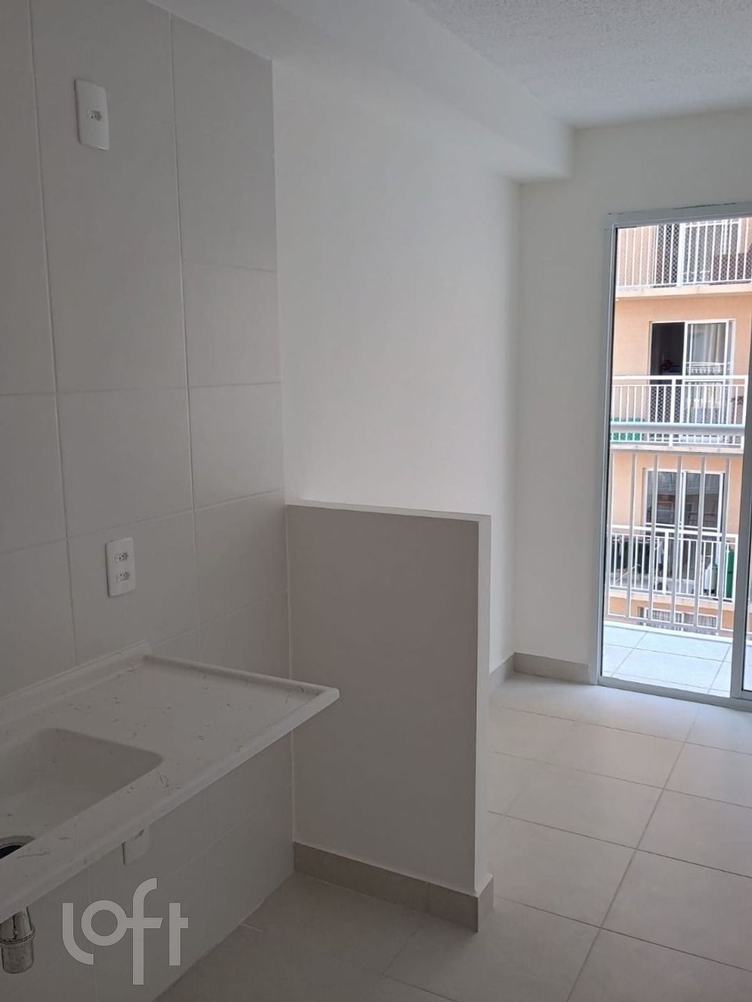 Apartamento à venda com 1 quarto, 28m² - Foto 17