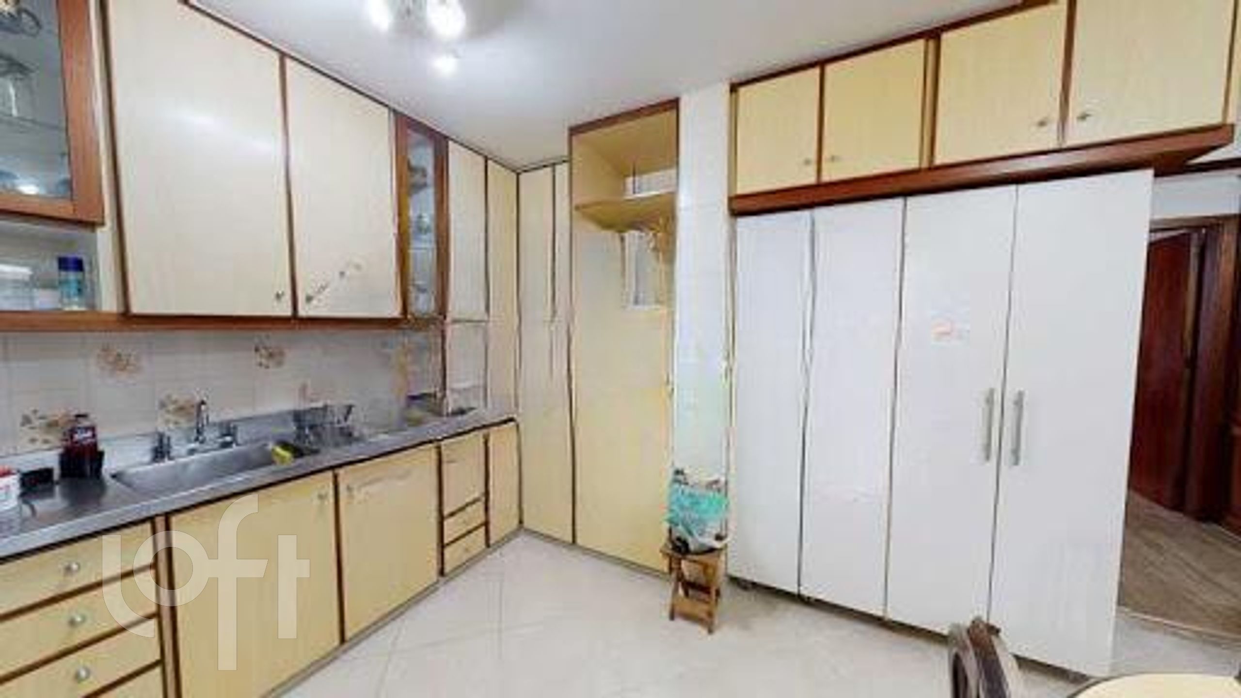 Apartamento à venda com 2 quartos, 164m² - Foto 7