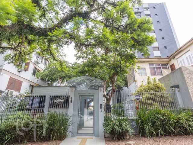 Apartamento com 80m², 2 dormitórios, 1 vaga, Higienópolis em Porto Alegre