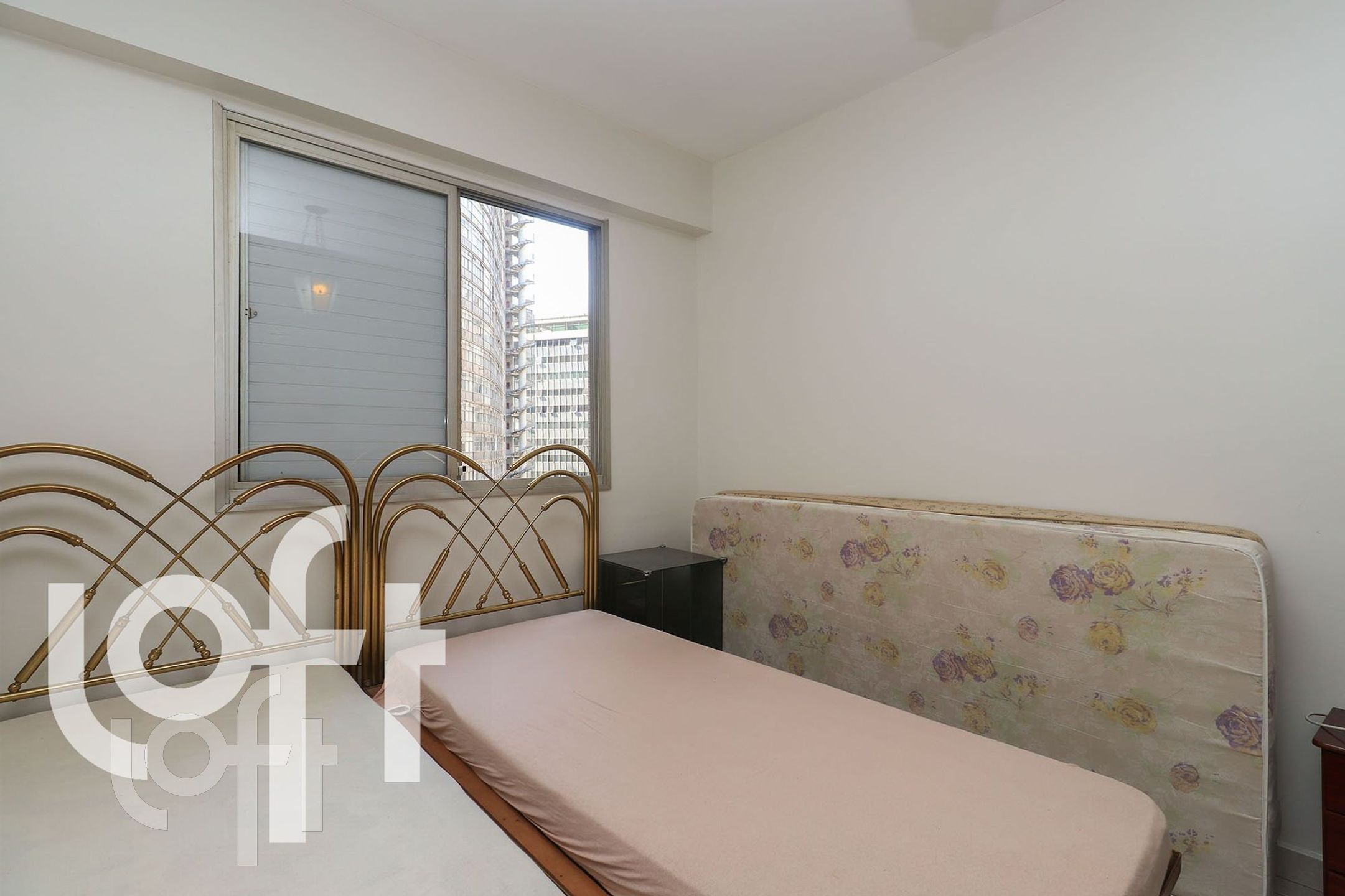 Apartamento à venda com 1 quarto, 56m² - Foto 4