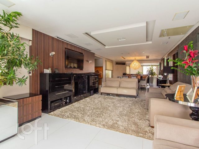 Apartamento com 266m², 4 dormitórios, 3 suítes, 3 vagas, Petrópolis em Porto Alegre