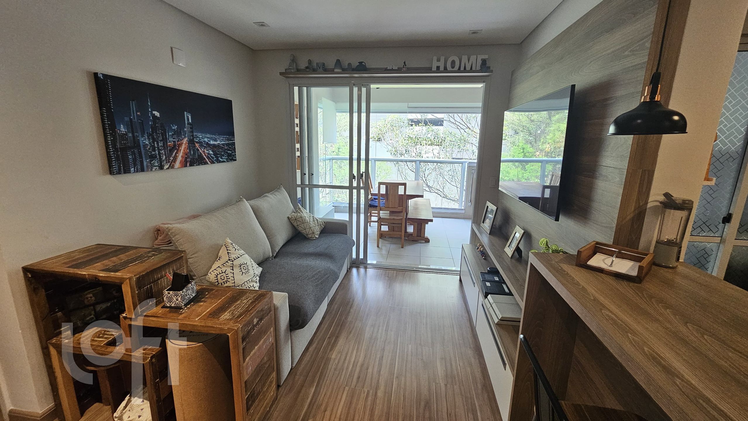 Apartamento à venda com 2 quartos, 75m² - Foto 2