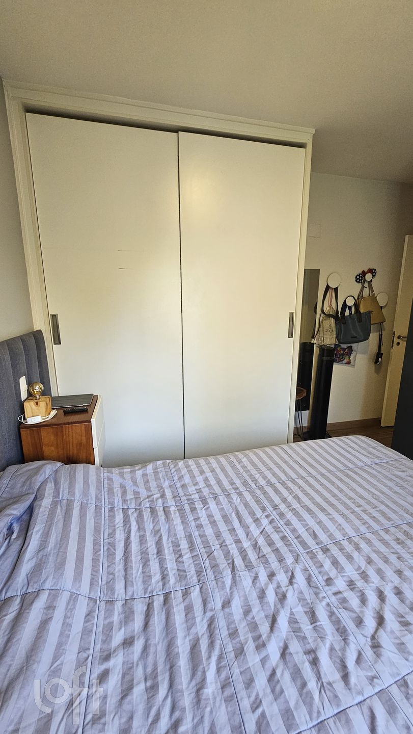 Apartamento à venda com 2 quartos, 75m² - Foto 21