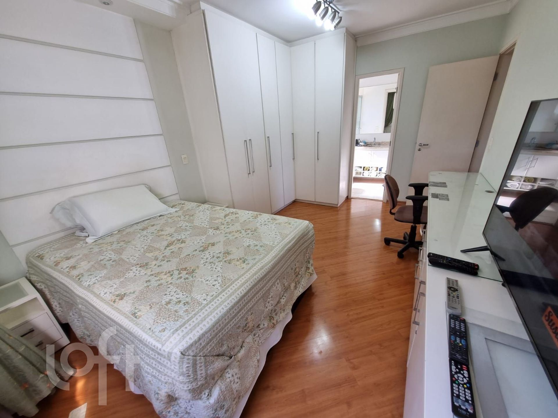 Apartamento à venda com 3 quartos, 132m² - Foto 15