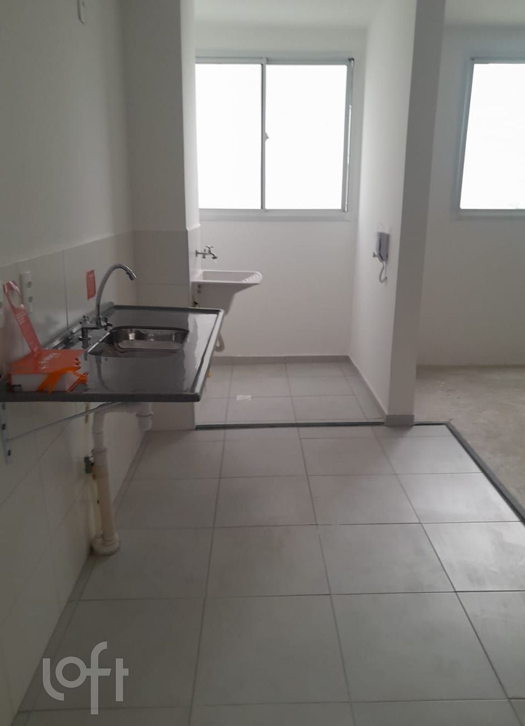 Apartamento à venda com 2 quartos, 40m² - Foto 6