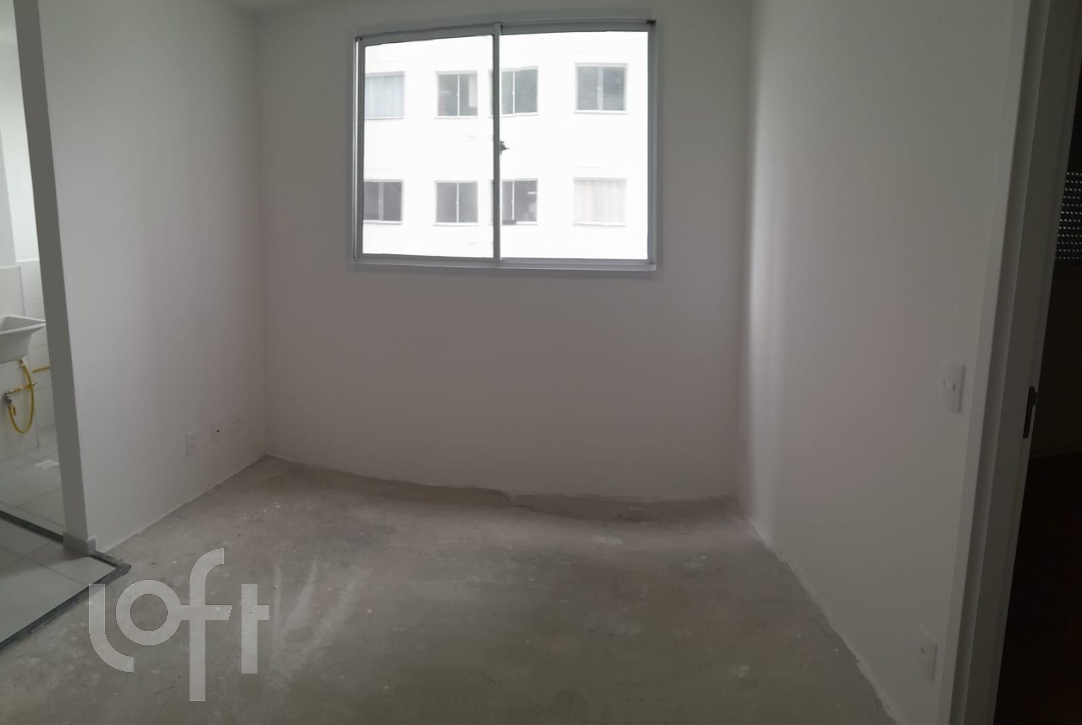 Apartamento à venda com 2 quartos, 40m² - Foto 1