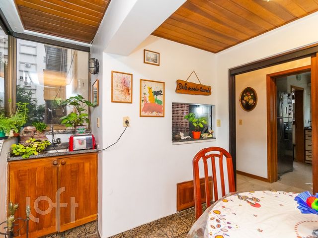 Apartamento com 126m², 3 dormitórios, 1 suíte, 1 vaga, São João em Porto Alegre