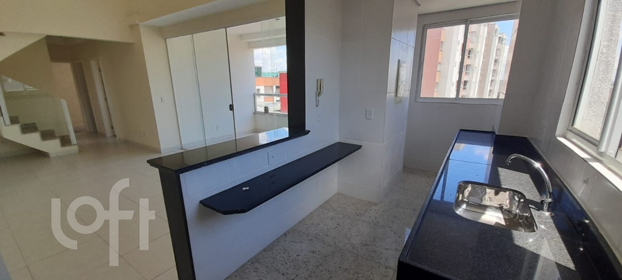 Apartamento à venda com 3 quartos, 170m² - Foto 4