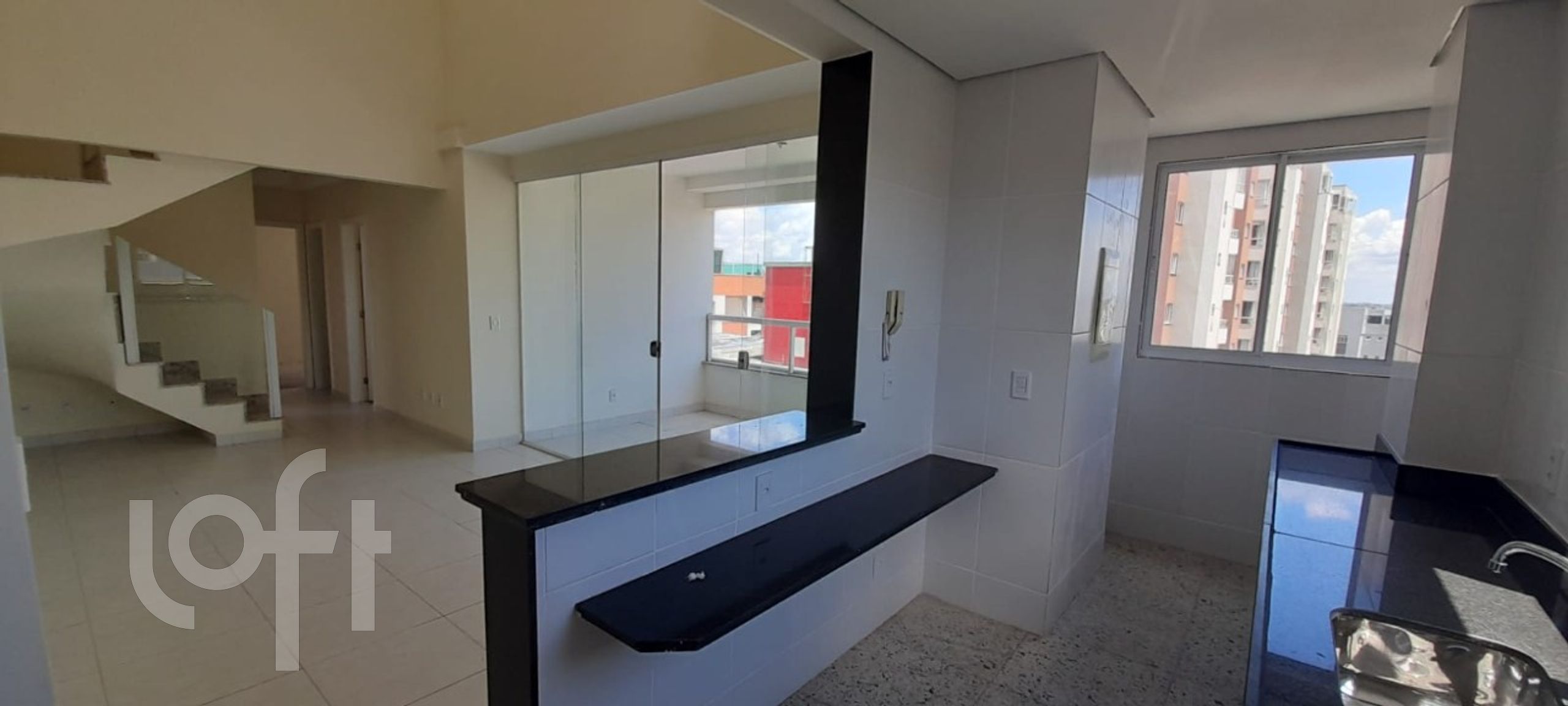 Apartamento à venda com 3 quartos, 170m² - Foto 3