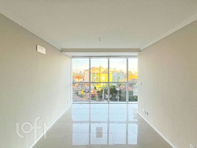 Apartamento com 78m², 2 dormitórios, 1 suíte, 2 vagas, Vila Ipiranga em Porto Alegre