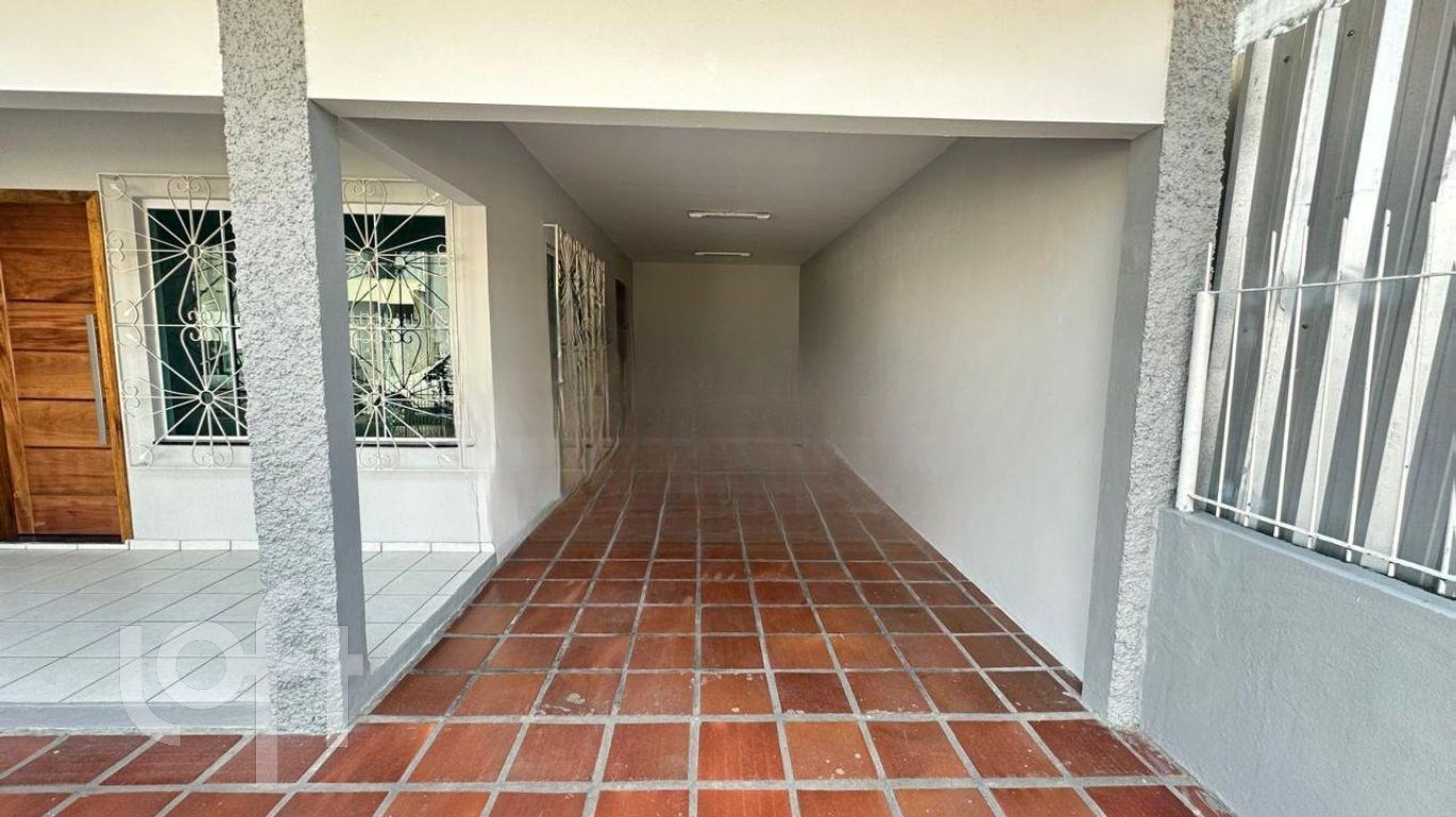 Casa à venda em Nações com 100 m², 3 quartos, 2 vagas