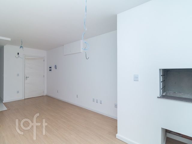 Apartamento com 51m², 2 dormitórios, 1 suíte, 1 vaga, Independência em Porto Alegre