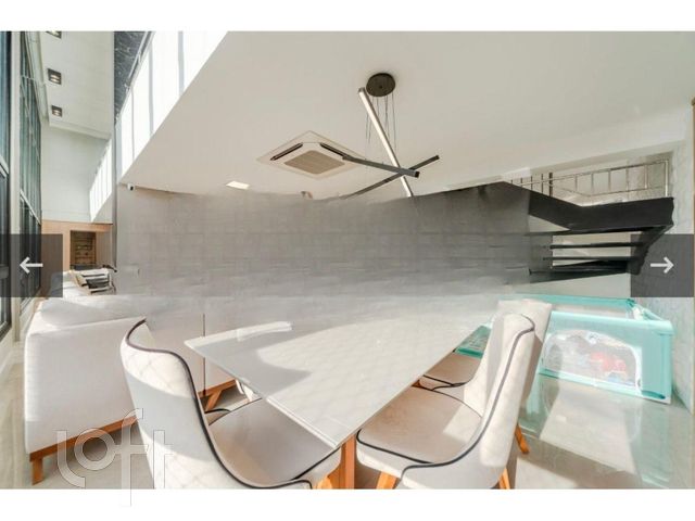 Apartamento com 187m², 4 dormitórios, 4 vagas, Menino Deus em Porto Alegre
