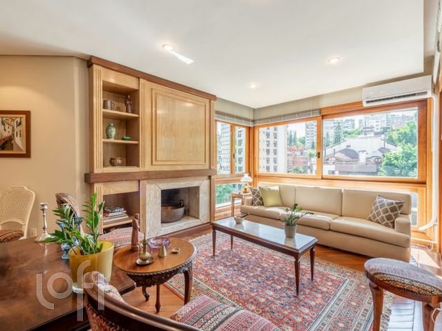 Apartamento com 142m², 3 dormitórios, 1 suíte, 2 vagas, Bela Vista em Porto Alegre